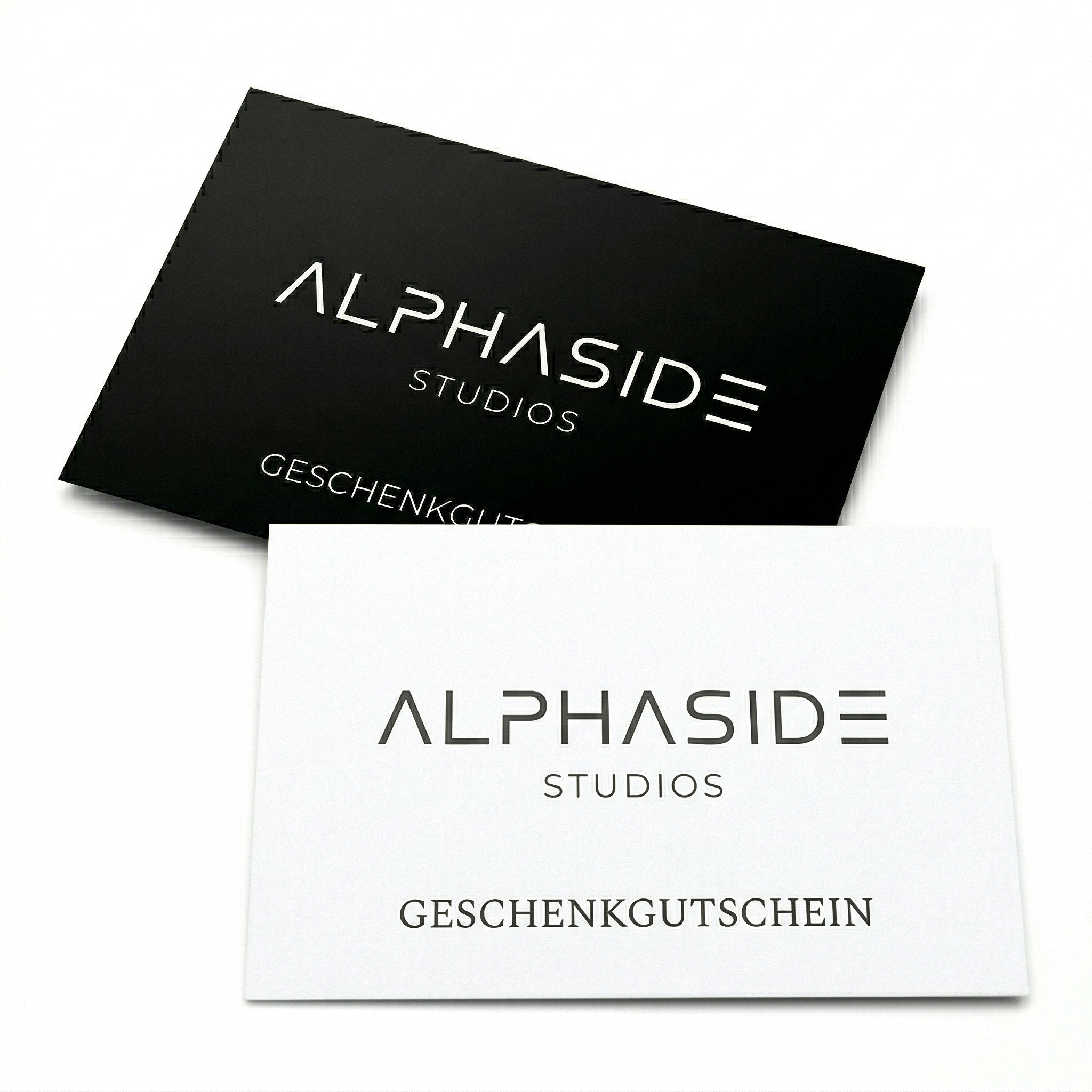 Geschenkgutschein von Alphaside Studios, hübsch gestaltet, ideal zum Verschenken, mit stilvollem Design und detaillierter Illustration.